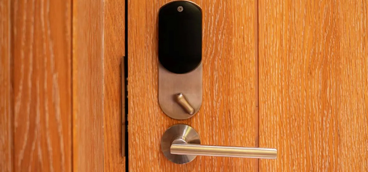 Automatic Locking Door Knob Casa de Oro-Mount Helix