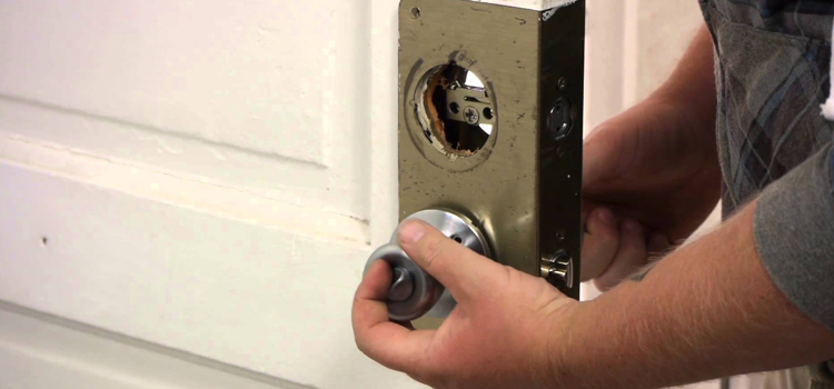 Home Lock Change in Casa de Oro-Mount Helix